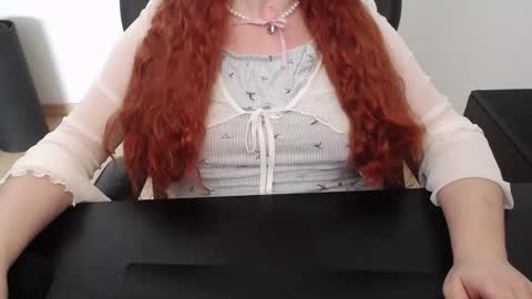 Elly online show from 04.15.26