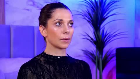 Elly online show from 10.19.25