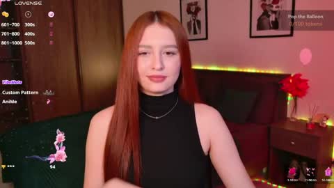 Snapshot of ellypeach chatting on 05.07.26 EllyPeach online show from 05.07.26