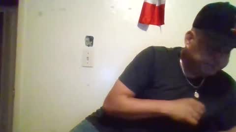 Snapshot of elmario24 chatting on 10.06.25 elmario24 online show from 10.06.25