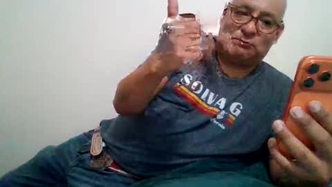 Snapshot of elmario24 chatting on 11.03.25 elmario24 online show from 11.03.25