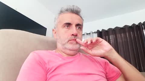 Snapshot of elmejorfvb2 chatting on 12.04.24 fer online show from 12.04.24