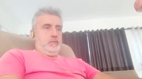 Snapshot of elmejorfvb2 chatting on 12.18.24 fer online show from 12.18.24