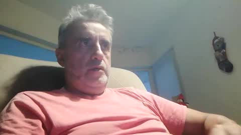 Snapshot of elmejorfvb2 chatting on 12.21.24 fer online show from 12.21.24