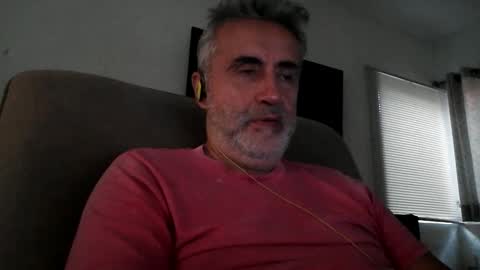 Snapshot of elmejorfvb2 chatting on 12.27.24 fer online show from 12.27.24