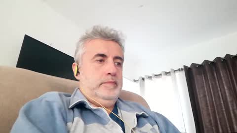 Snapshot of elmejorfvb2 chatting on 01.05.25 fer online show from 01.05.25