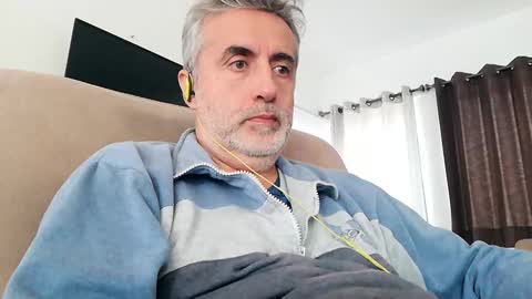 Snapshot of elmejorfvb2 chatting on 01.13.25 fer online show from 01.13.25