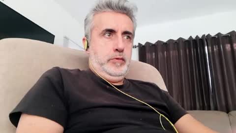 Snapshot of elmejorfvb2 chatting on 01.17.25 fer online show from 01.17.25