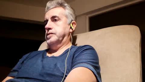 Snapshot of elmejorfvb2 chatting on 01.21.25 fer online show from 01.21.25