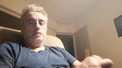 Snapshot of elmejorfvb2 chatting on 02.02.25 fer online show from 02.02.25