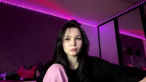 Snapshot of elmermelendes chatting on 03.04.26 Tiny online show from 03.04.26