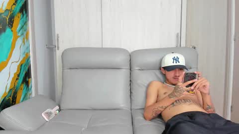 BLUE-MESSI-ARES online show from 11.11.25