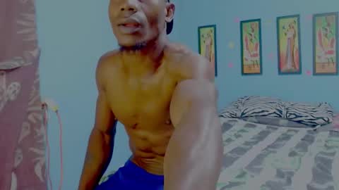 elmiltonnjakee online show from 02.04.26