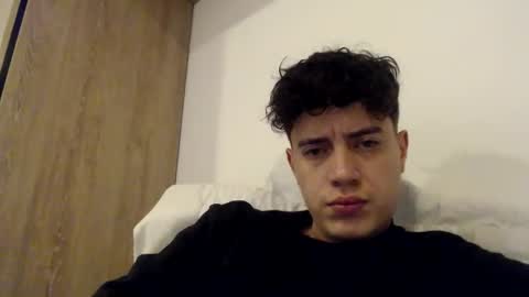elmono33 online show from 03.08.25