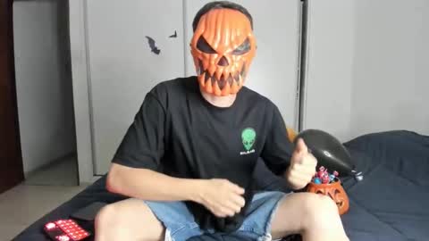 elnenedearg online show from 10.27.25