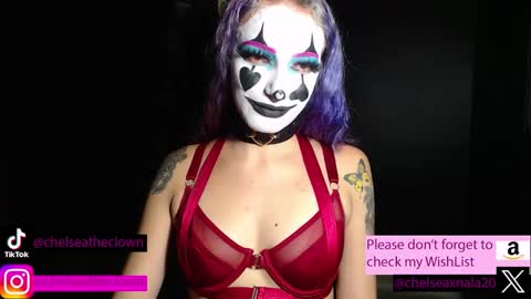 Chelsea  Please help me to reach 100 thumbs up online show from 11.24.25