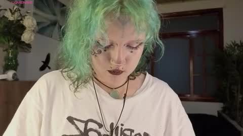 Snapshot of eloisee_ chatting on 03.08.26 Eloise . online show from 03.08.26
