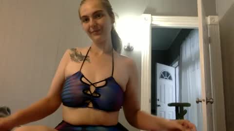 Snapshot of elove201435 chatting on 07.10.26 Daddy Emmy online show from 07.10.26