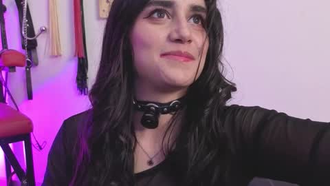 elowen_halley1 online show from 01.10.26