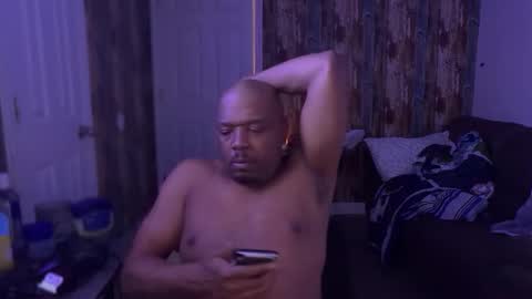 Snapshot of els911 chatting on 11.09.25 Els9 online show from 11.09.25