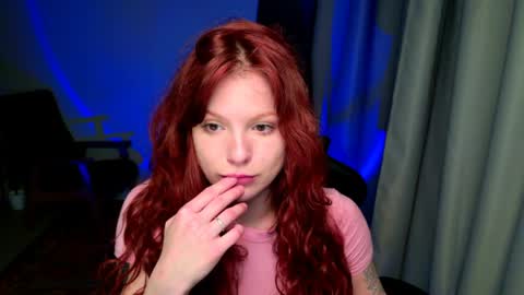 Snapshot of elsie_ginger chatting on 04.22.26 Elsie online show from 04.22.26