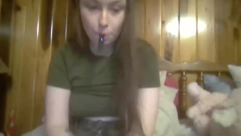 Elsie Rain online show from 03.20.26