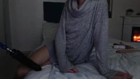 Snapshot of elssa_rush chatting on 10.13.25 elssa_rush online show from 10.13.25