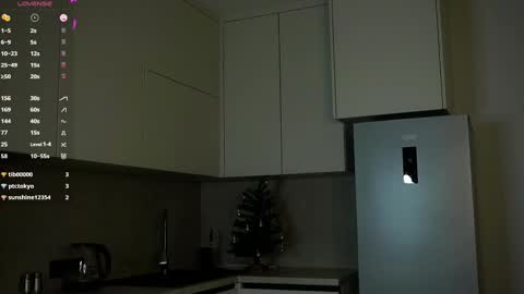 Sophie online show from 02.12.25