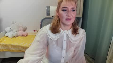 Elvira online show from 12.06.24