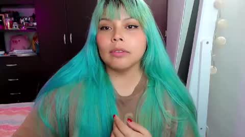 Snapshot of elymoon chatting on 03.11.25 Ely online show from 03.11.25