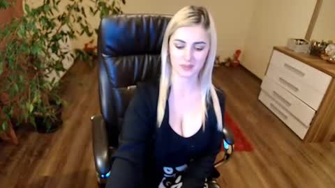 elysia3333 online show from 01.16.26