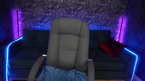 Call me Elis online show from 12.27.24