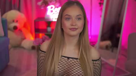 Elyssa online show from 02.22.26