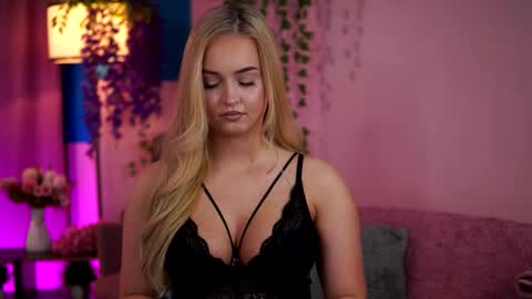 Elyssa online show from 05.23.26