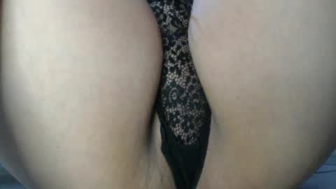 E L Z A  online show from 03.04.25