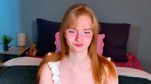 Snapshot of elza_hofffman chatting on 04.29.26 Chloyka online show from 04.29.26