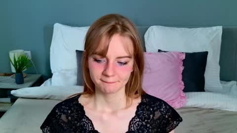 Snapshot of elza_hofffman chatting on 05.11.26 Chloyka online show from 05.11.26