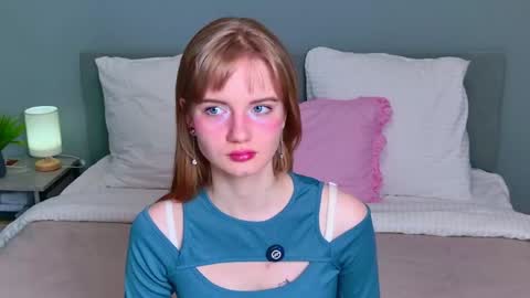 Snapshot of elza_hofffman chatting on 05.12.26 Chloyka online show from 05.12.26