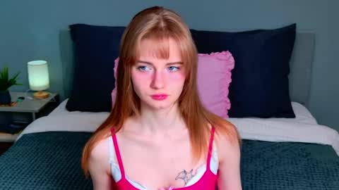 Snapshot of elza_hofffman chatting on 05.25.26 Chloyka online show from 05.25.26