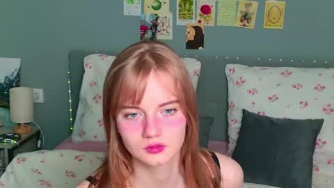 Snapshot of elza_hofffman chatting on 06.06.26 Chloyka online show from 06.06.26