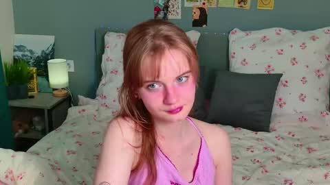 Snapshot of elza_hofffman chatting on 06.08.26 Chloyka online show from 06.08.26