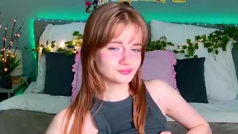 Snapshot of elza_hofffman chatting on 06.16.26 Chloyka online show from 06.16.26