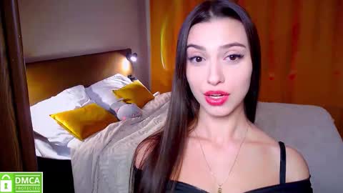 Snapshot of elza_rose chatting on 10.18.25 elza_rose online show from 10.18.25