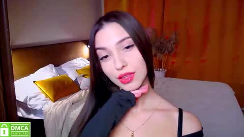 Snapshot of elza_rose chatting on 10.23.25 elza_rose online show from 10.23.25