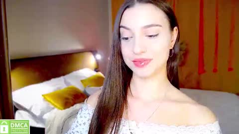 Snapshot of elza_rose chatting on 11.15.25 elza_rose online show from 11.15.25