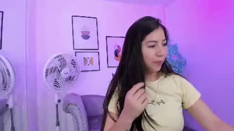 Ema louisx  online show from 12.12.24