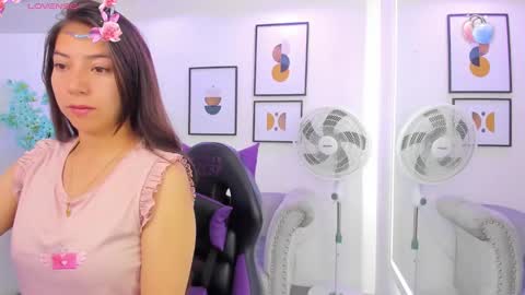 Ema louisx  online show from 02.03.25