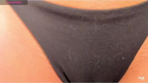 Snapshot of ema_rose69 chatting on 02.25.25 online show from 02.25.25