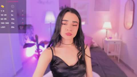 Snapshot of ema_soul chatting on 10.03.25 emma soul online show from 10.03.25