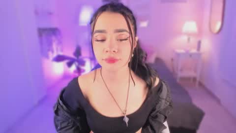 Snapshot of ema_soul chatting on 10.16.25 emma soul online show from 10.16.25